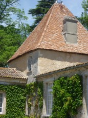 Vue de la cour intérieure du Château Carbonnieux