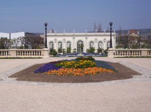 Français : Épernay - Orangeraie du champagne Moët et Chandon, avenue de champagne.