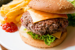 Hamburger - Cheeseburger: accords Mets et Vins