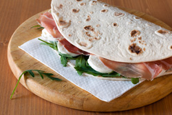 Panini: accords Mets et Vins